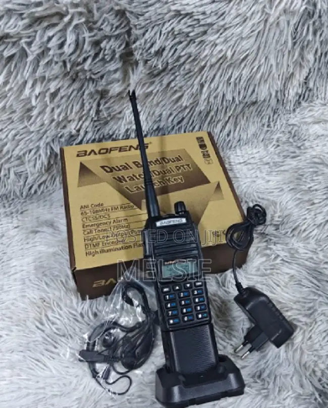 Baofeng Uv-82 Walkie-Talkie Radio With Function Menu Onthe LCD Display