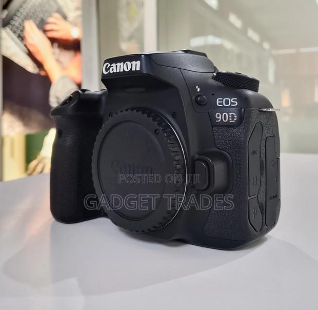 Canon Eos 90d( Body ) Supper Clean