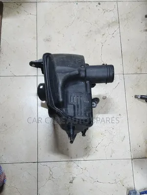 Air Cleaner Housing Nissan Dualis