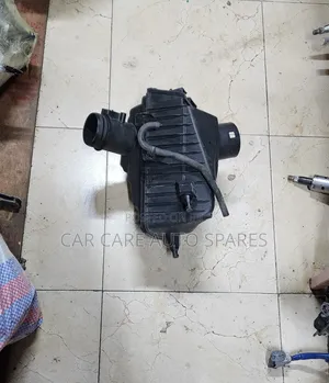 Air Cleaner Housing Nissan Dualis