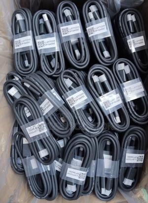 Display to Display Cable - main view