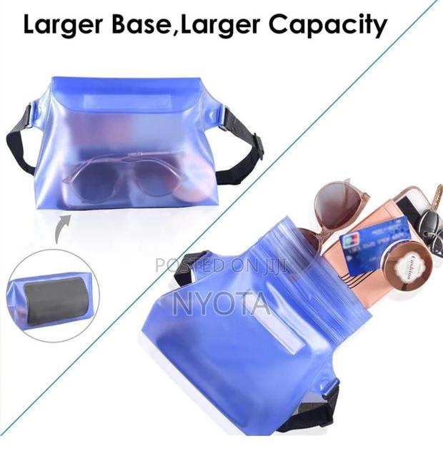 Waterproof Waist Bag - thumbnail 2