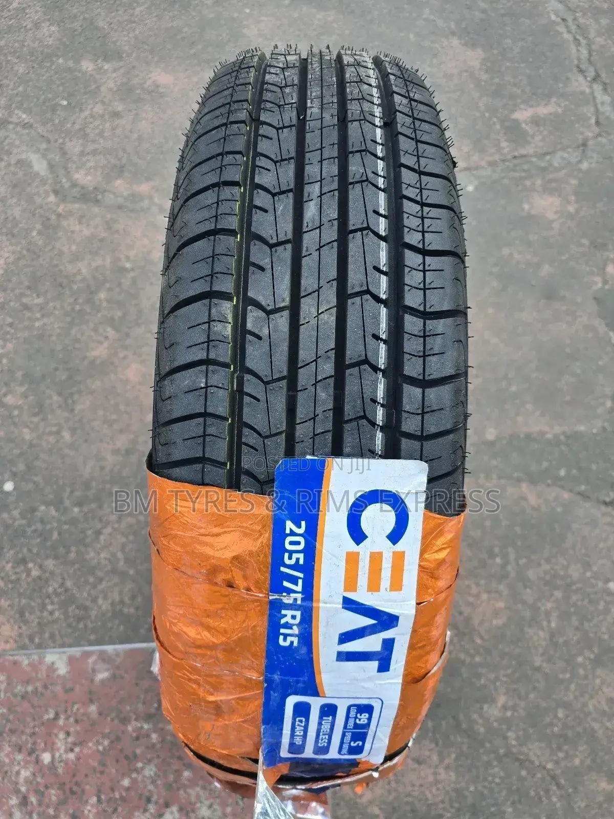 205 /75 R15 Ceat Tyres (India)