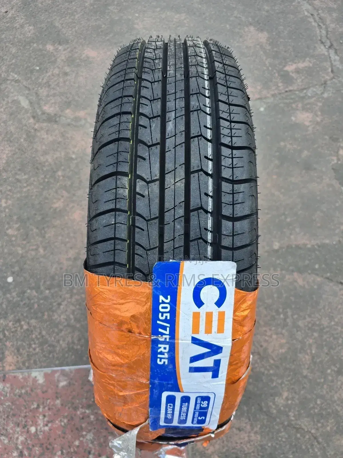205 /75 R15 Ceat Tyres (India)