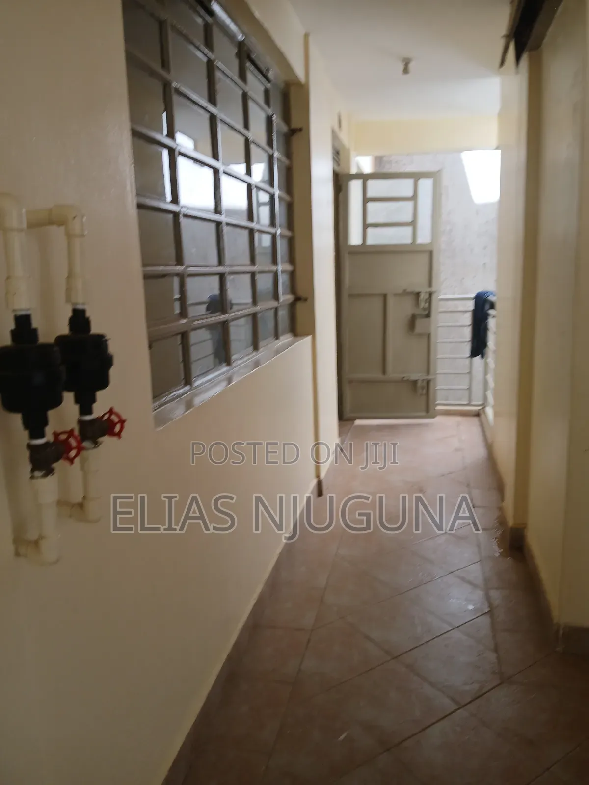 2bdrm Shared Apartment in Safaripark, Roysambu for rent