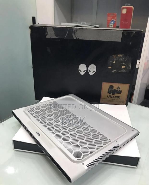 Laptop Dell Alienware X16 r1 32GB Intel Core i9 SSD 1T - thumbnail 5