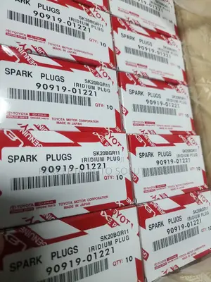 Toyota Avensis,Wish,Premio,Isis, Noah/Voxy, Sk20bgr11(90919-01221)