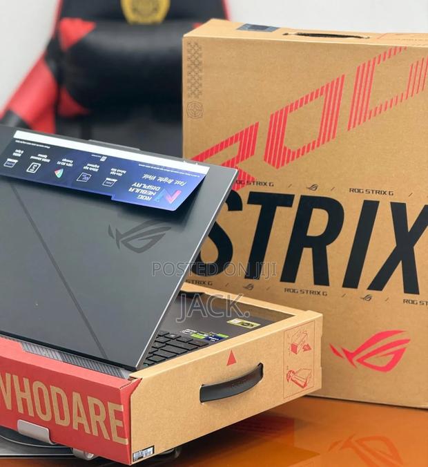 Laptop Asus ROG Strix G17 32GB Intel Core I9 SSD 1T - thumbnail 2