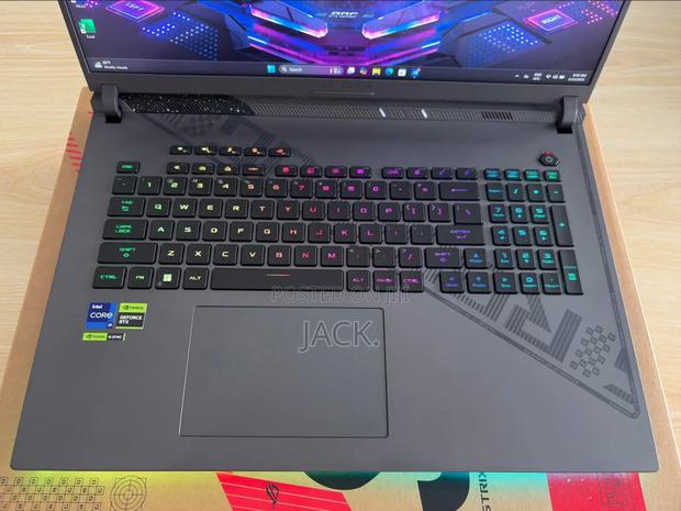 Laptop Asus ROG Strix G17 32GB Intel Core I9 SSD 1T - thumbnail 3