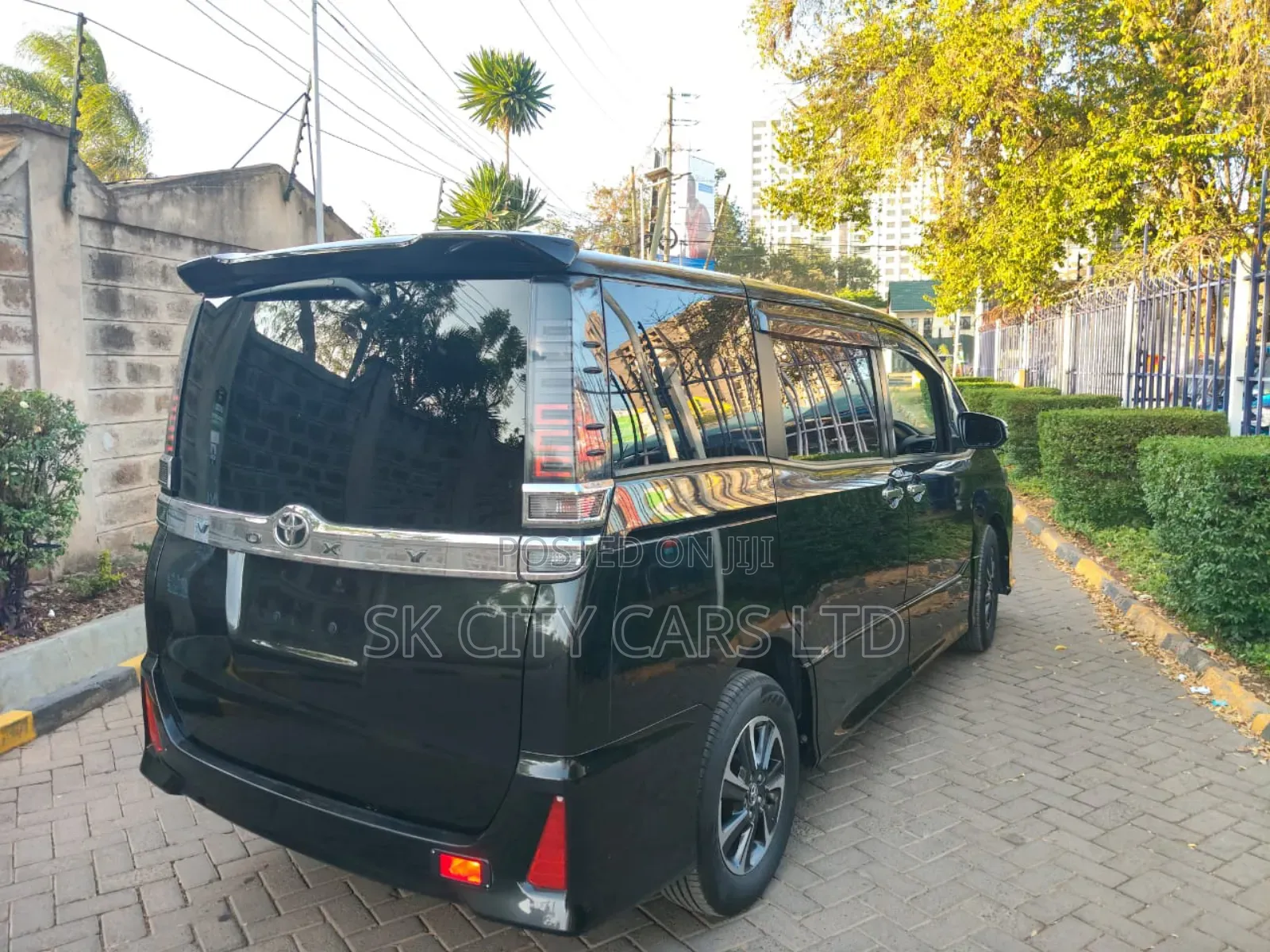 Toyota Voxy 2018 Black