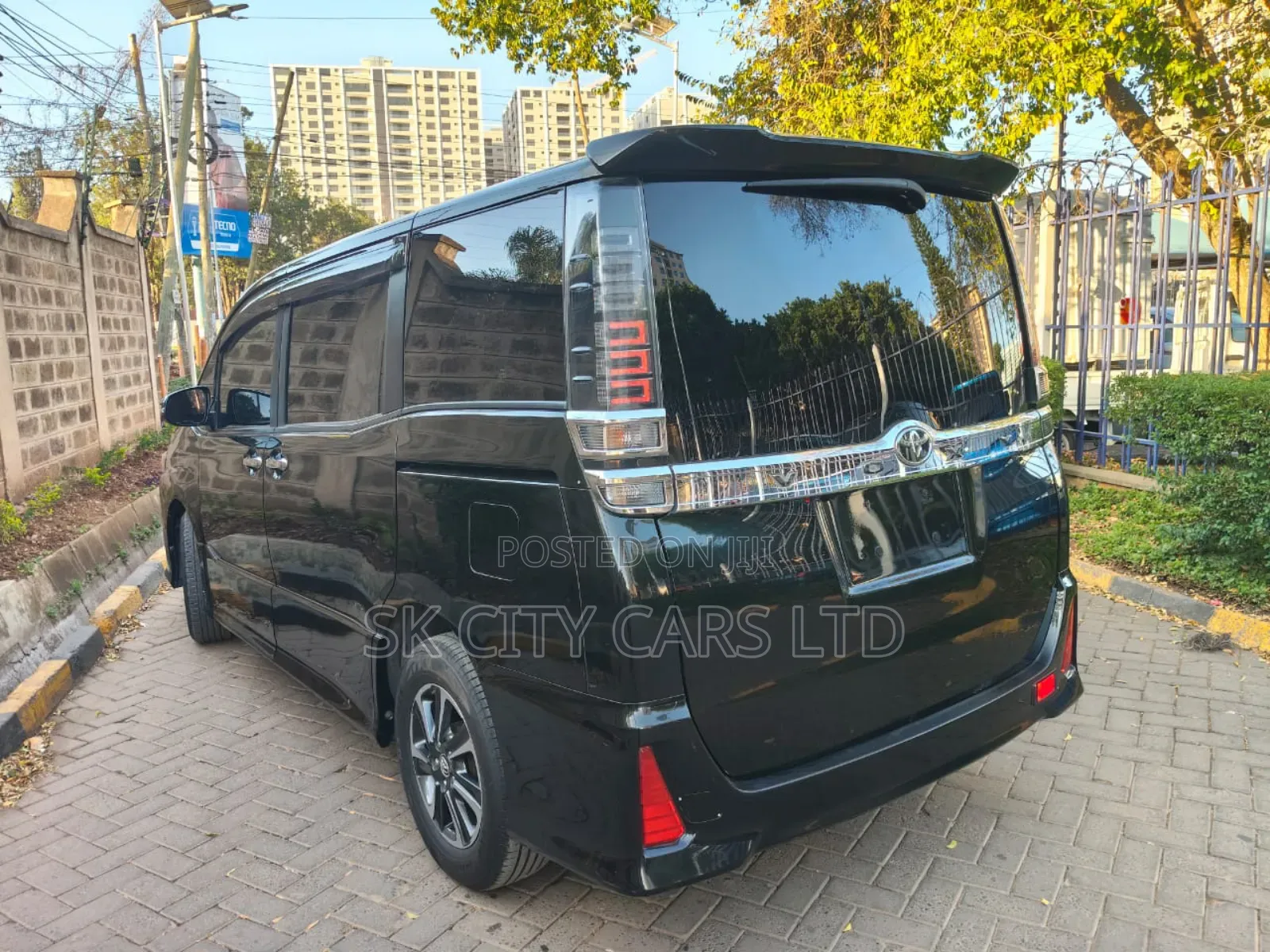 Toyota Voxy 2018 Black