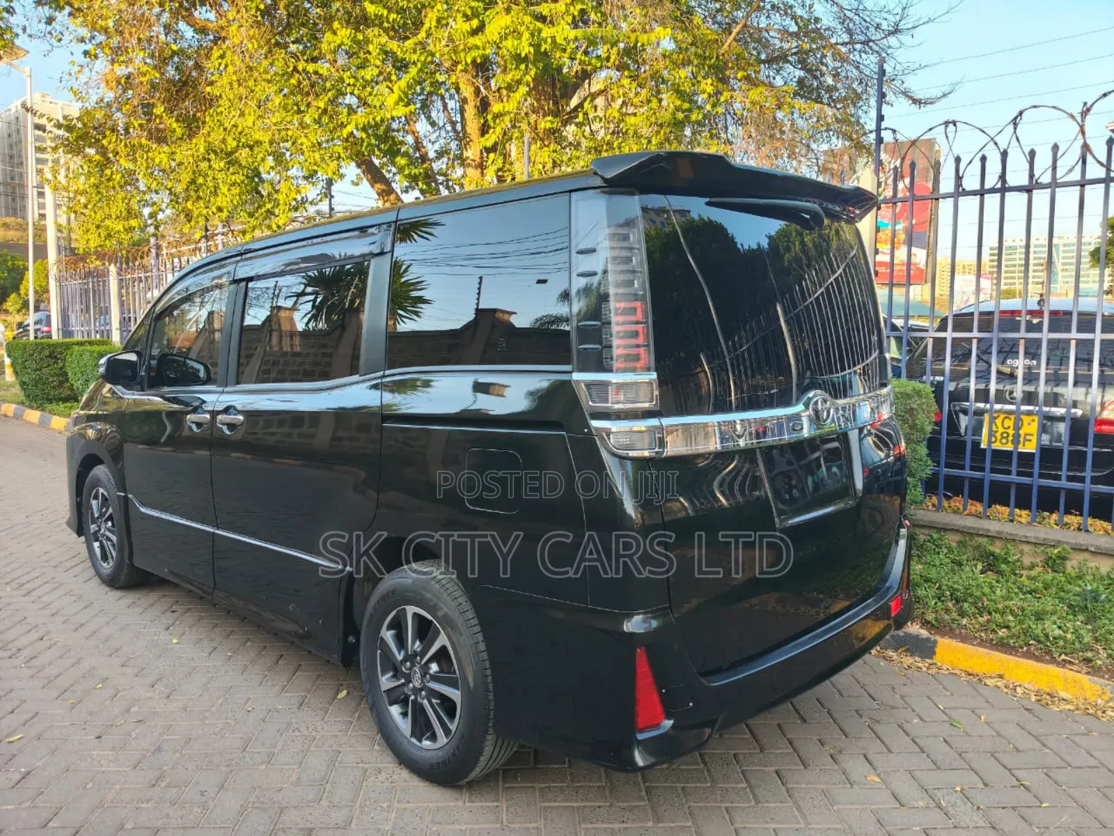 Toyota Voxy 2018 Black