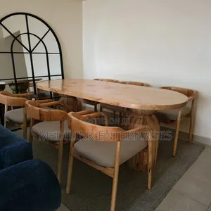 Oval Mango Wood Arch Design Dinning Table Set
