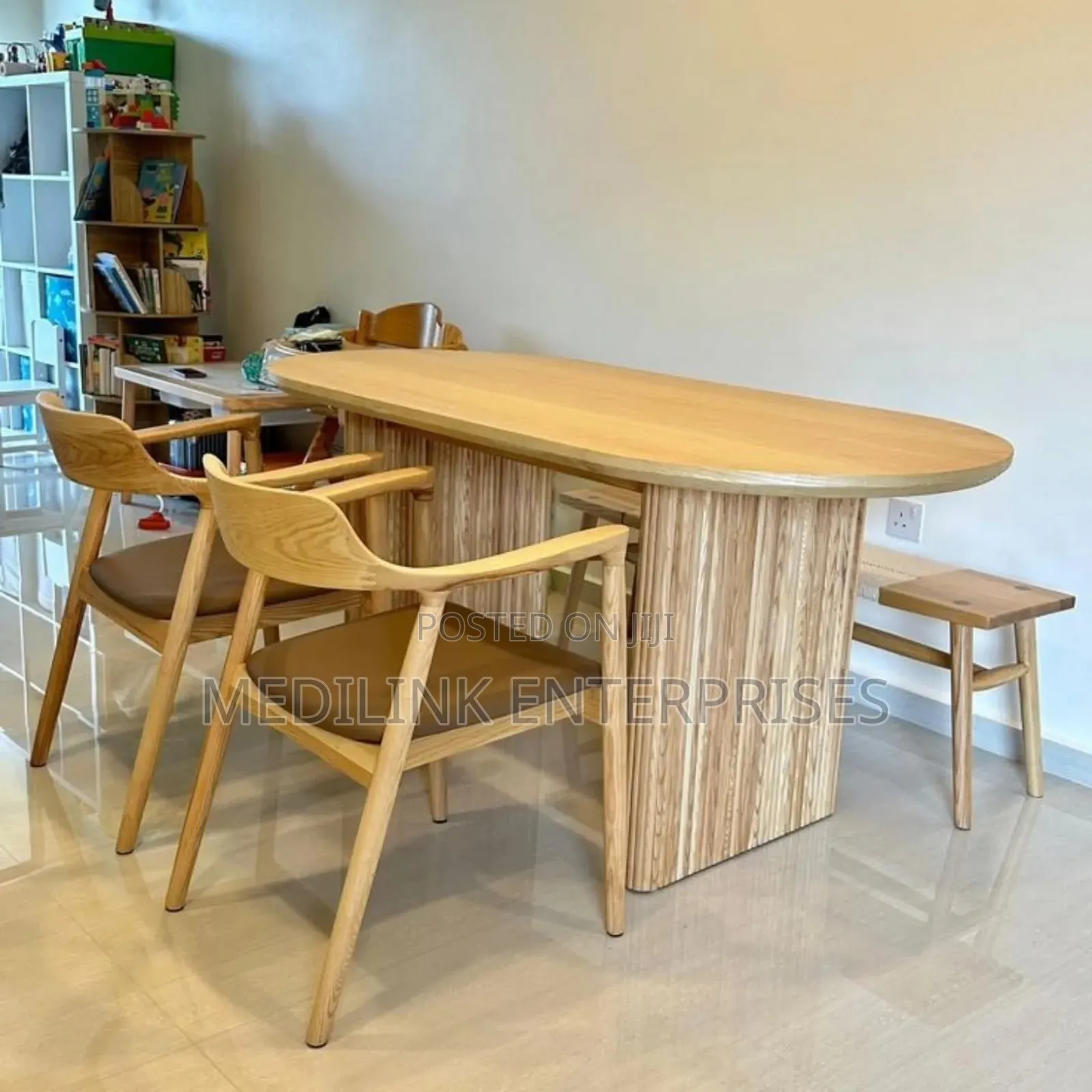 Oval Double Stands Mango Dinning Set