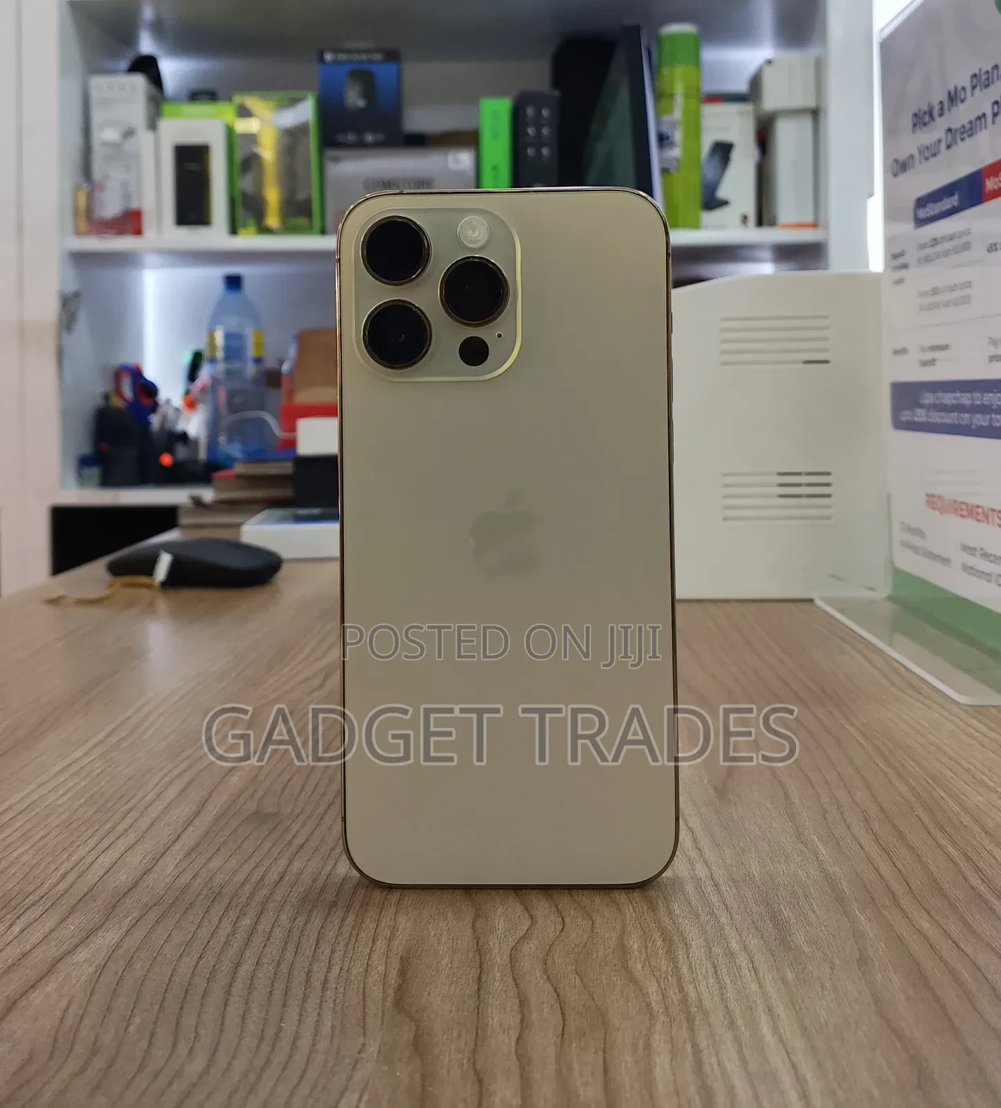 Apple iPhone 14 Pro Max 256 GB Gold