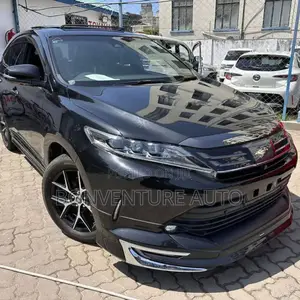 Toyota Harrier 2.0 2018 Black