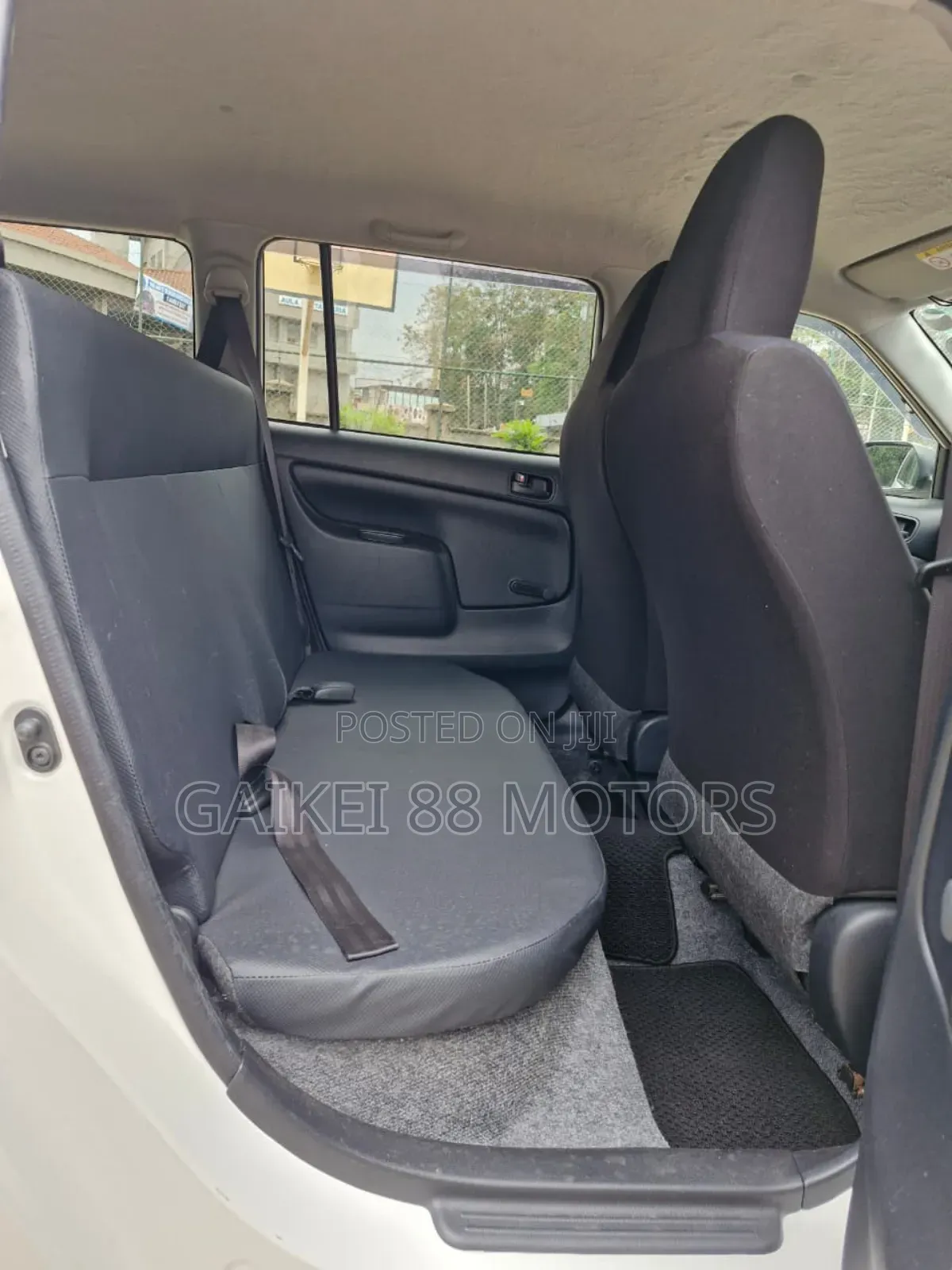 Toyota Probox 1.5 DX 2WD 2019 White