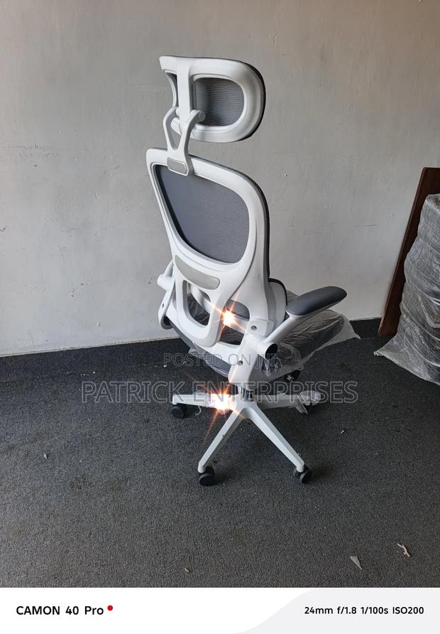 Orthopedic Double Back Office Chair White Color - thumbnail 3