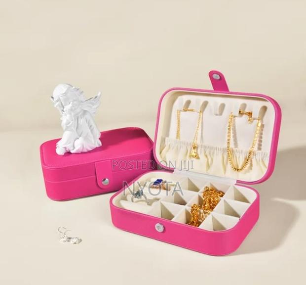 Luxury Travel Jewelry Organizer - thumbnail 3