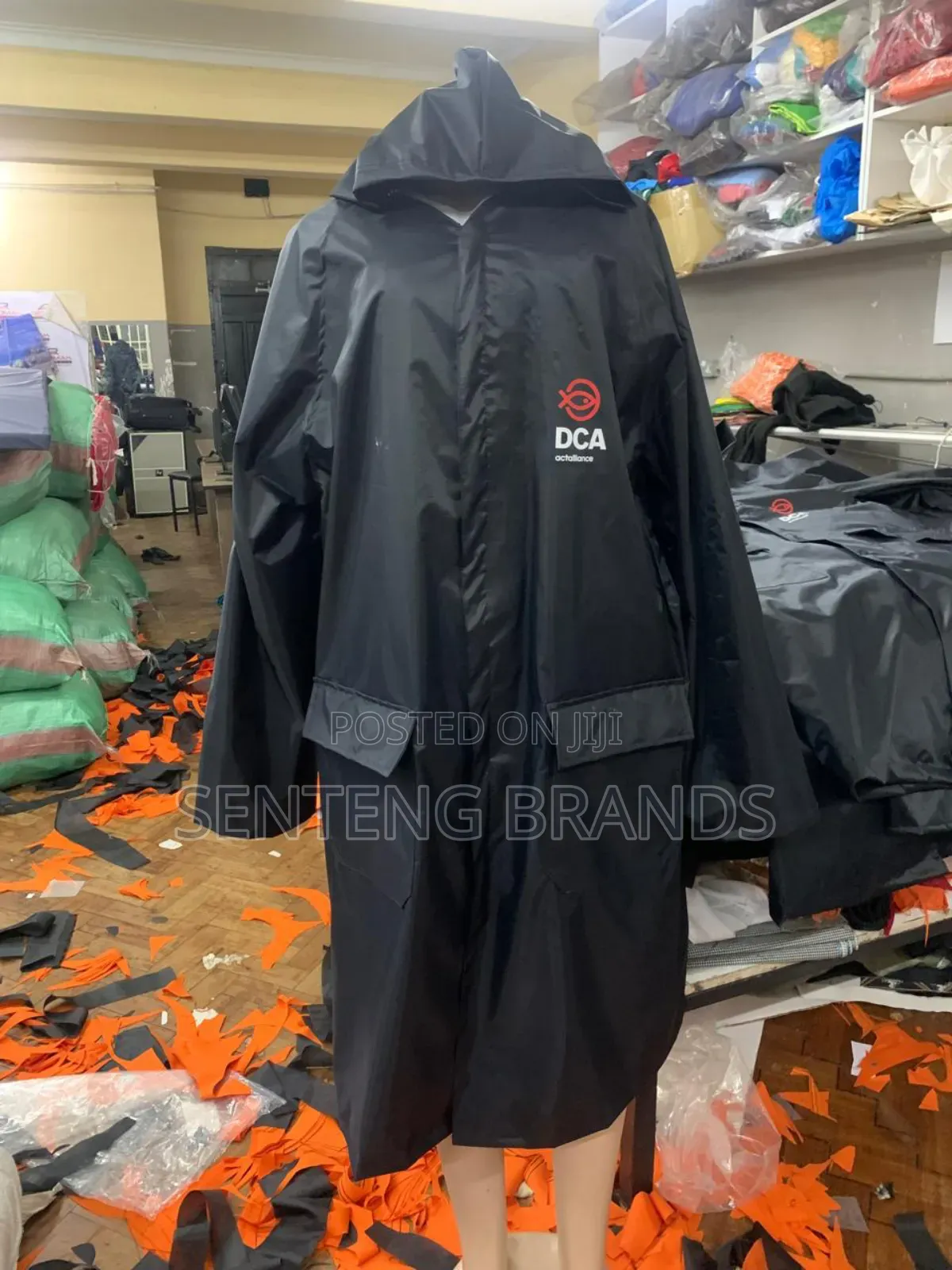 Rain Coat In Wholesale