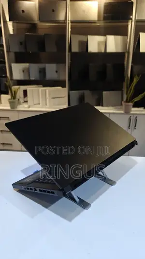 Laptop MSI GS63 Stealth 8RE 16GB Intel Core I7 SSD 1T