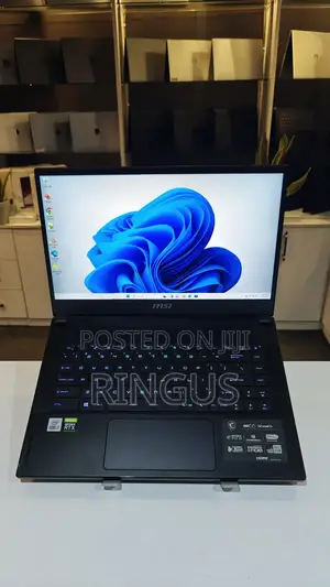 Laptop MSI GS63 Stealth 8RE 16GB Intel Core I7 SSD 1T