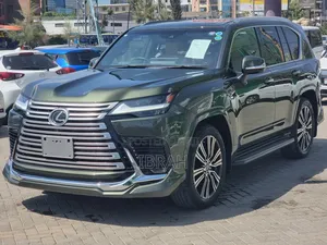 Lexus LX 2025 Green