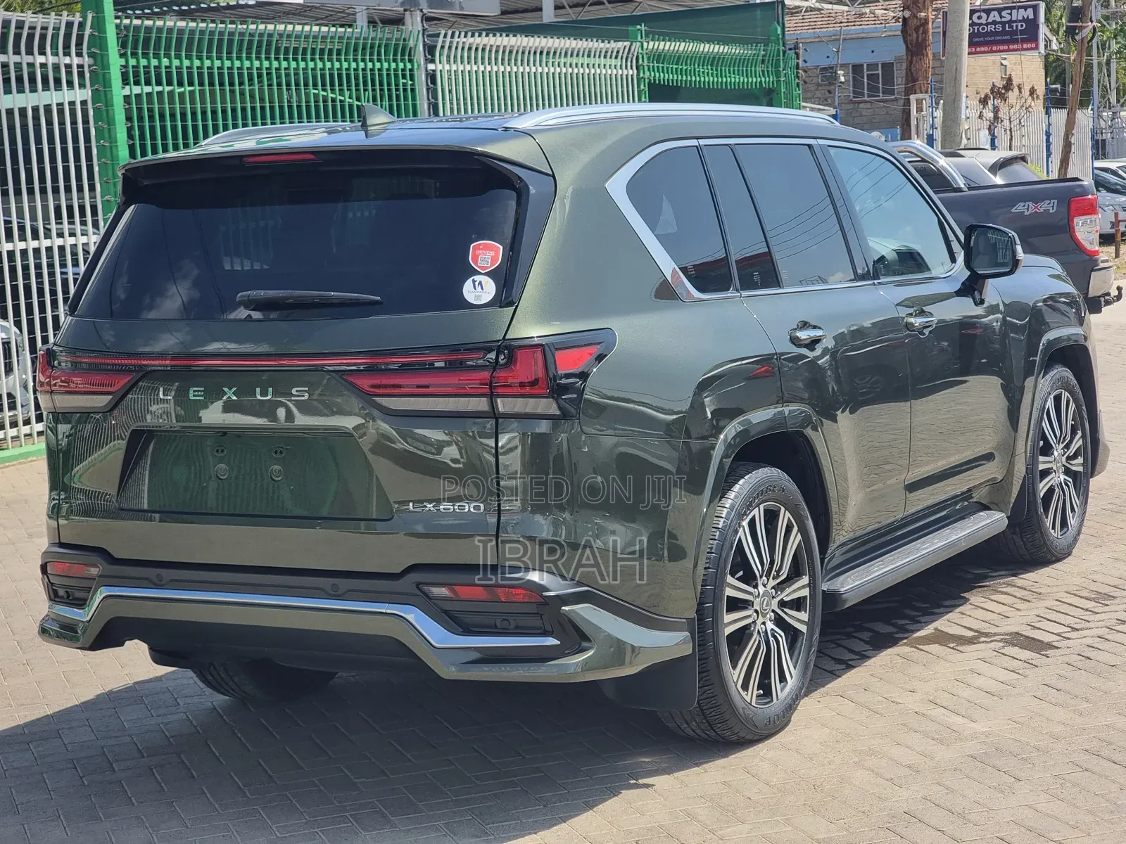 Lexus LX 2025 Green