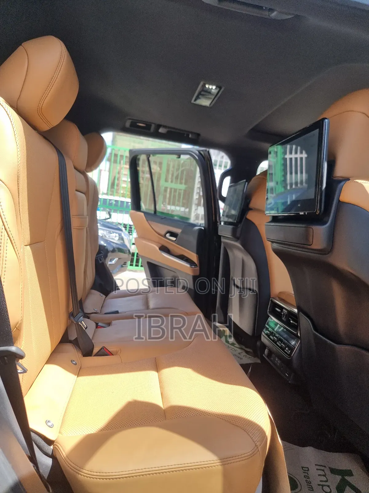 Lexus LX 2025 Green