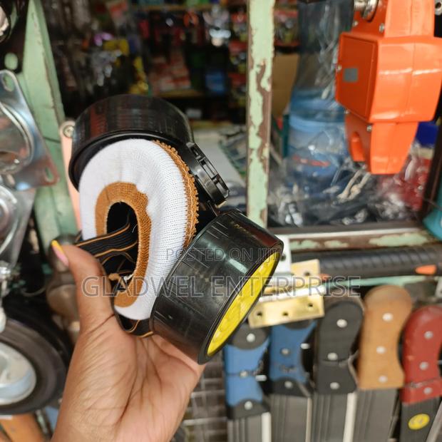 Double  Cartridge Respirator Mask