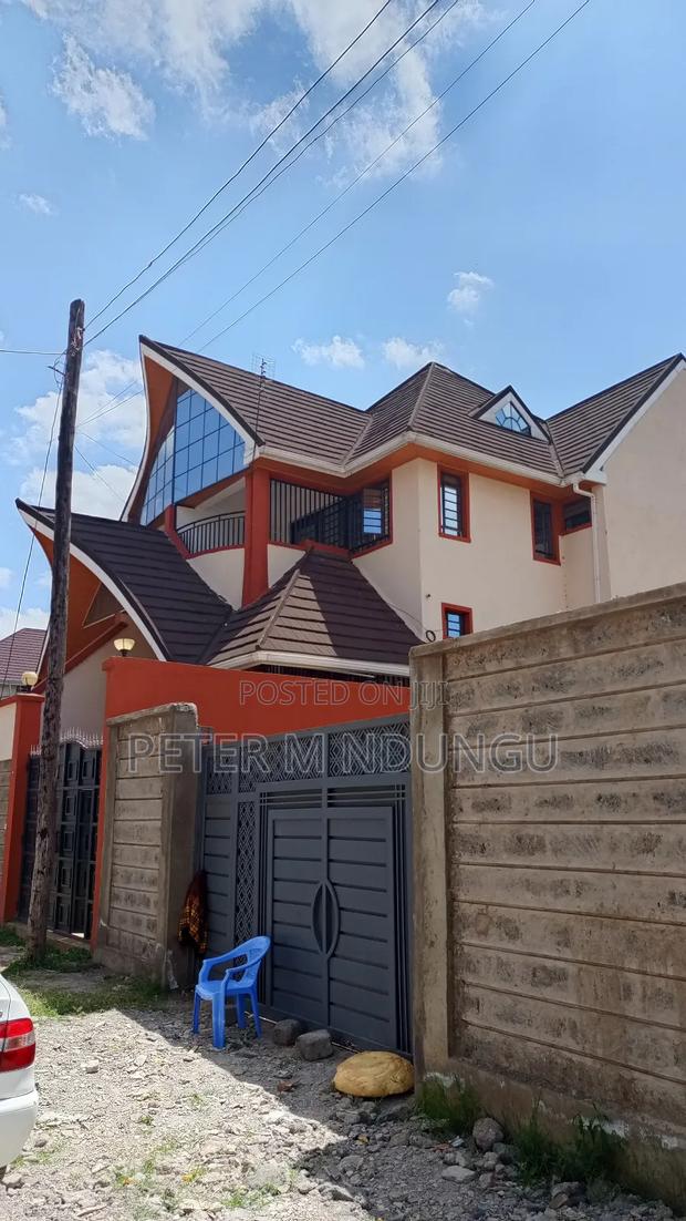 4bdrm Maisonette in Safari Park, Roysambu for rent