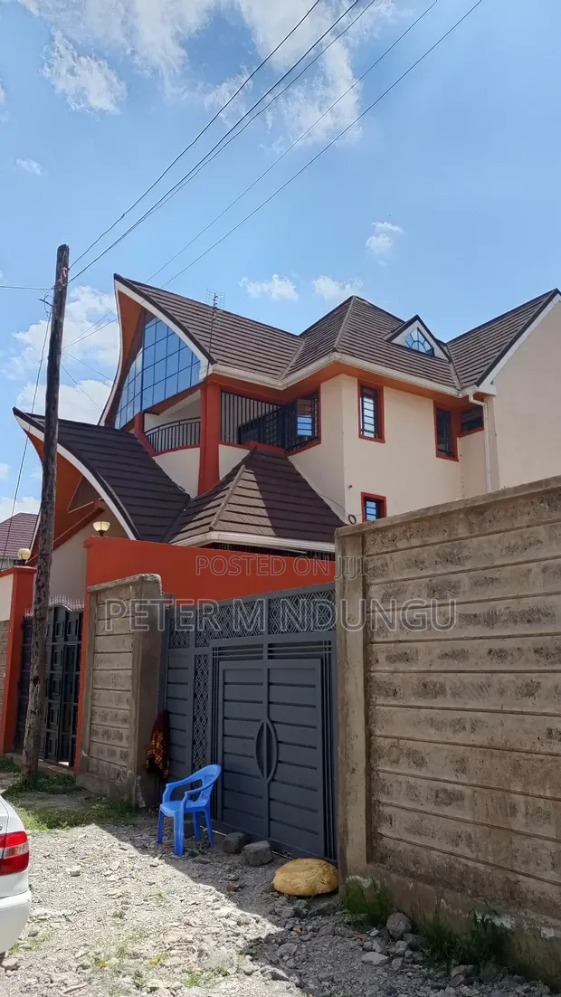 4bdrm Maisonette in Safari Park, Roysambu for rent