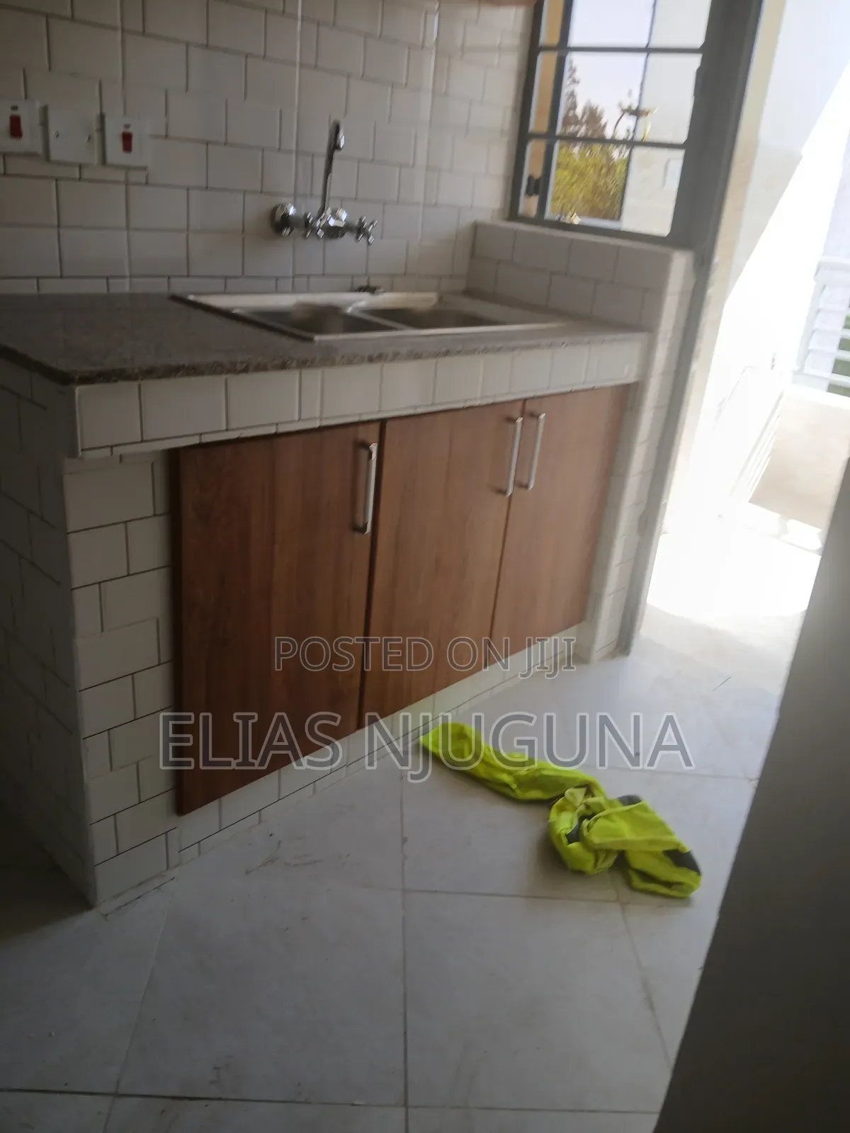 Furnished 1bdrm Apartment in Safaripark Estate, Thome for rent