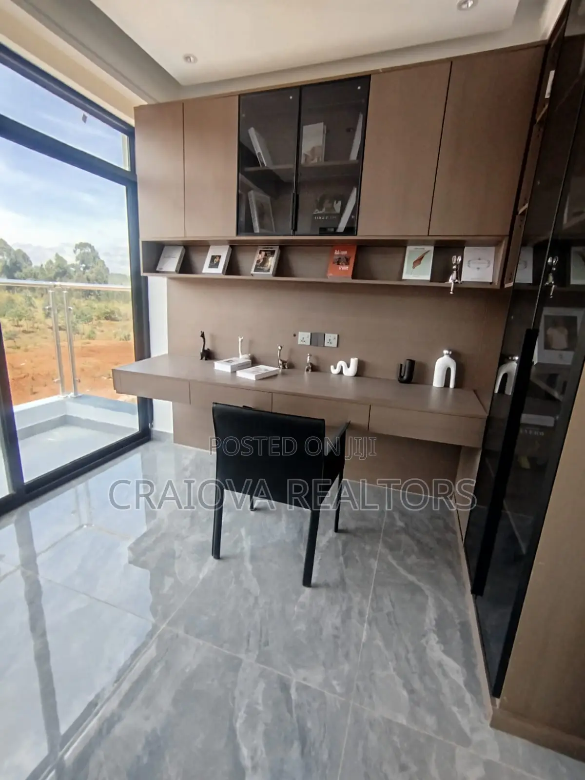 5bdrm Townhouse/Terrace in Thogoto for sale