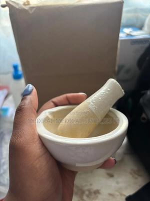 Pestel and Motor -Small Size - thumbnail 2