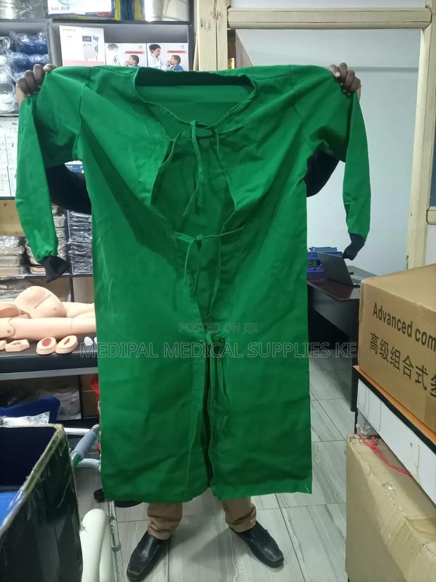 Surgical Gown Reusable - main view