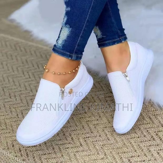 Fashion Sneakers, Sizes 37-43.