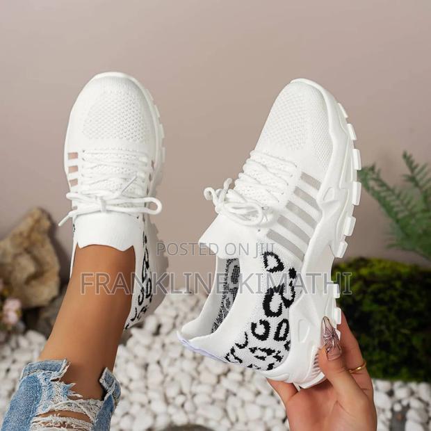 Ladies' Sneakers. Size 36-43. - thumbnail 2