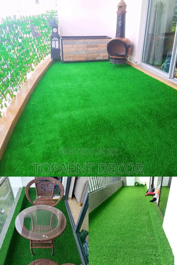 25mm Thick Natural Feel Without Upkeep Artificial Grass Carpet