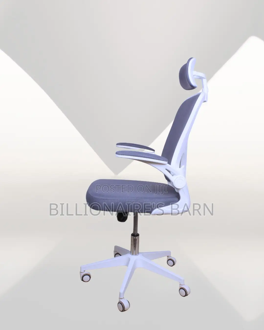 Modern Smooth-Rolling — Plush White | Comfort Meets Style