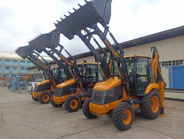 Backhoe for Hire Nairobi Cabanas Embakasi - thumbnail 2