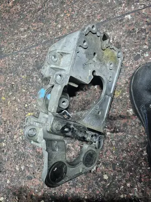 Nissan Lafesta Gearbox Mounting