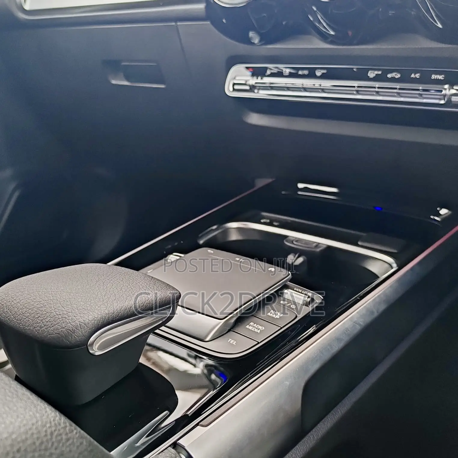 Mercedes-Benz GLB-Class GLB 250 4MATIC 2021 Blue