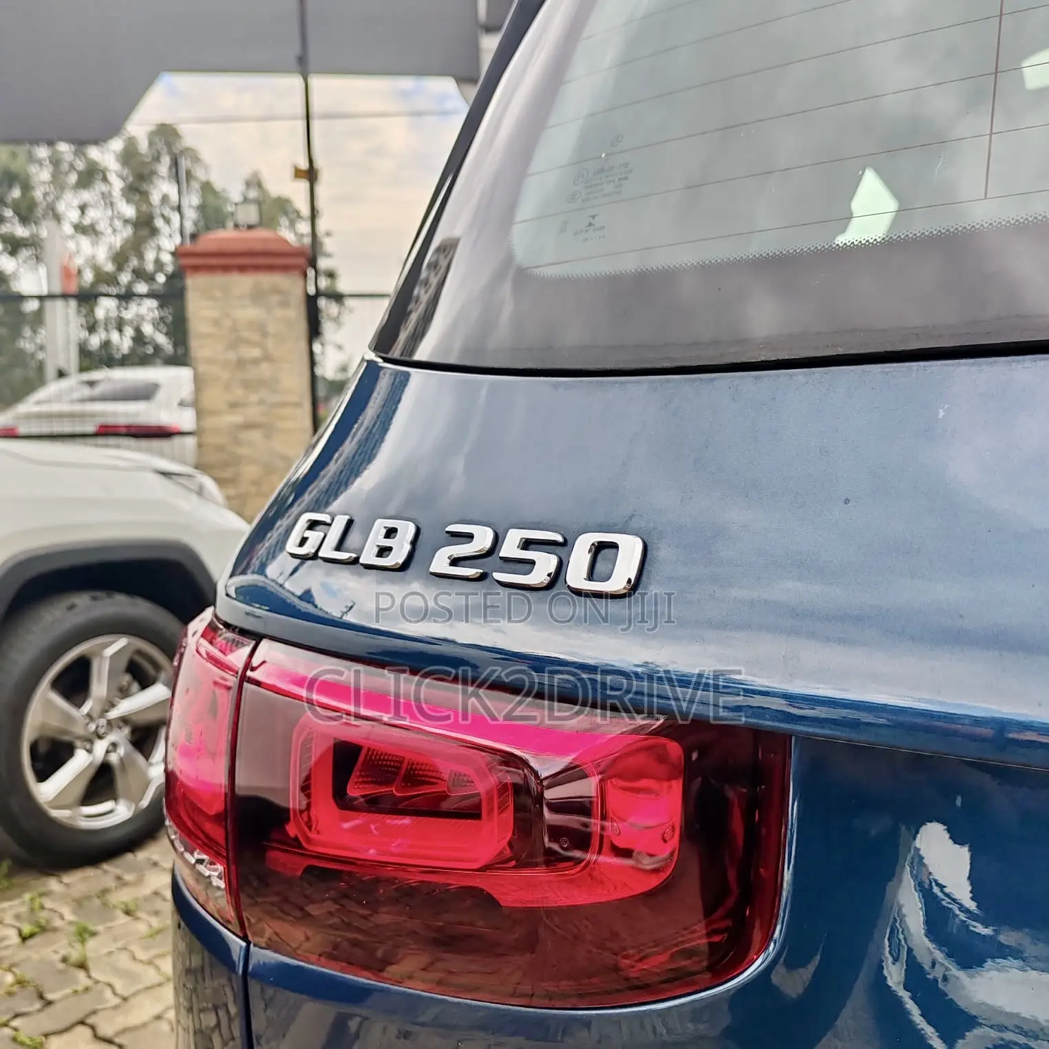 Mercedes-Benz GLB-Class GLB 250 4MATIC 2021 Blue