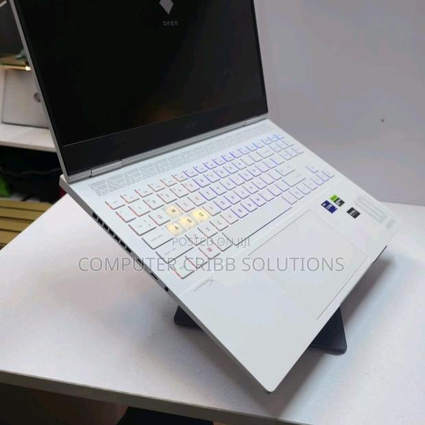 Laptop HP Omen Transcend 14-Fb0023dx 16GB Intel Core I9 SSD 1T - thumbnail 3