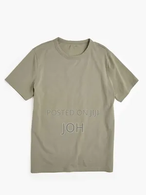 Plain T-Shirt