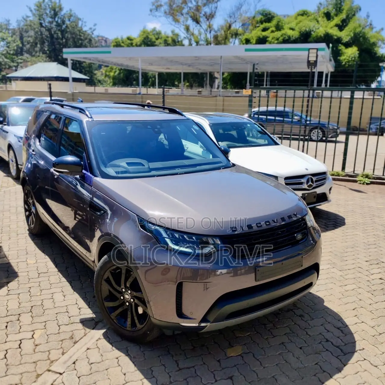 Land Rover Discovery HSE Diesel 4x4 2017 Gray