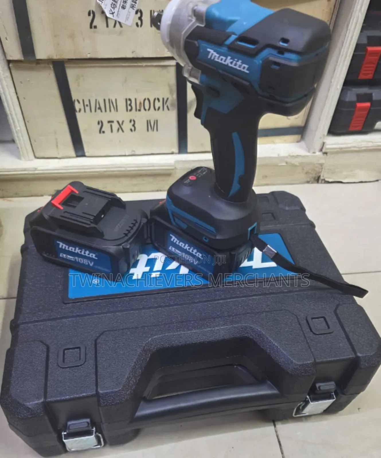 Impact Wrench/Makita Cordless Impact Wrench 108v