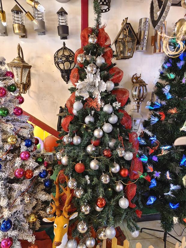 Christmas Trees and Accessories - thumbnail 2
