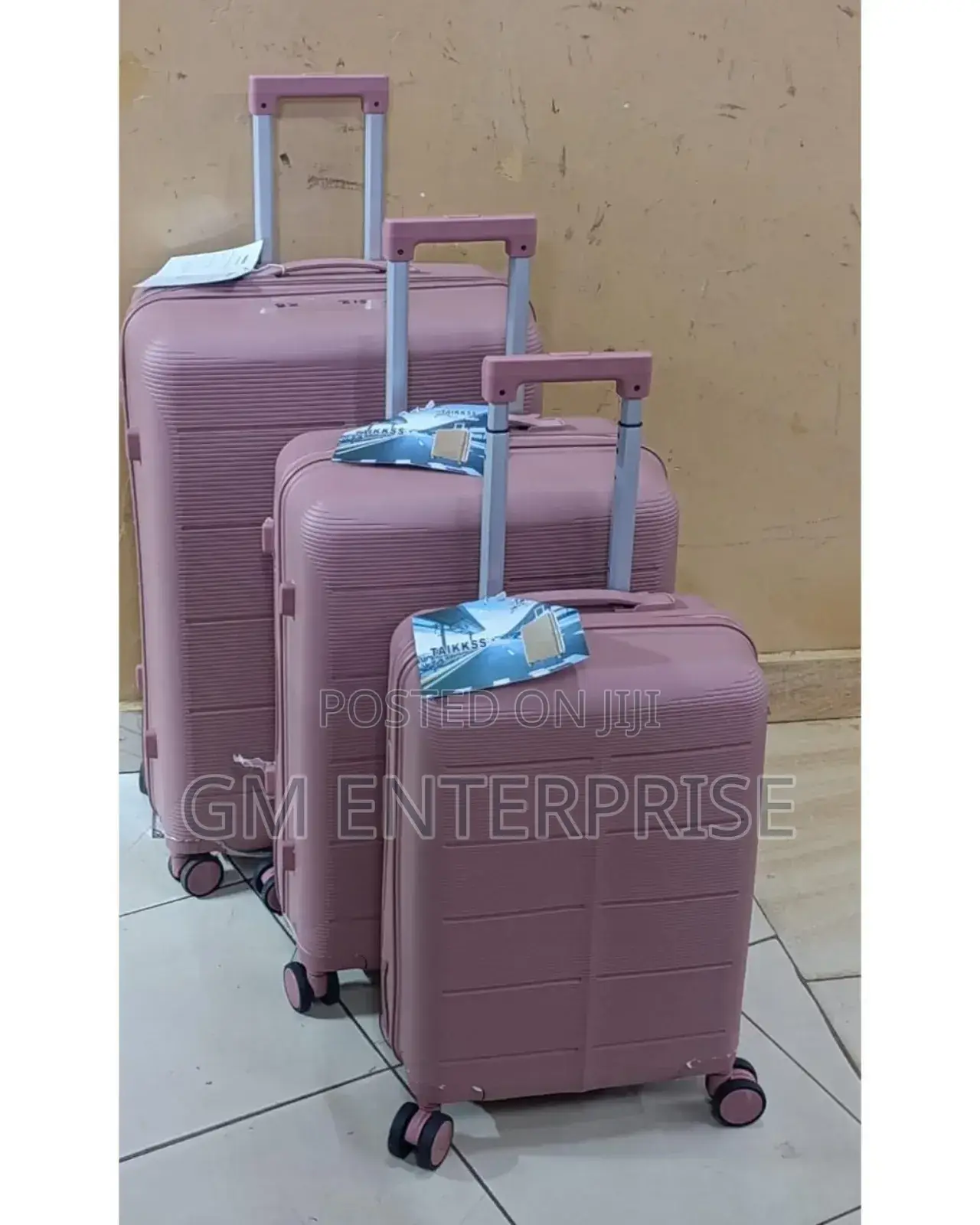 *3 in 1 Unbreakable Pp Suitcase*